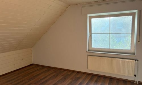 Schlafzimmer 4